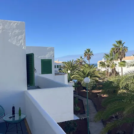 La Barca Sunny Rooftop Apartment Cotillo